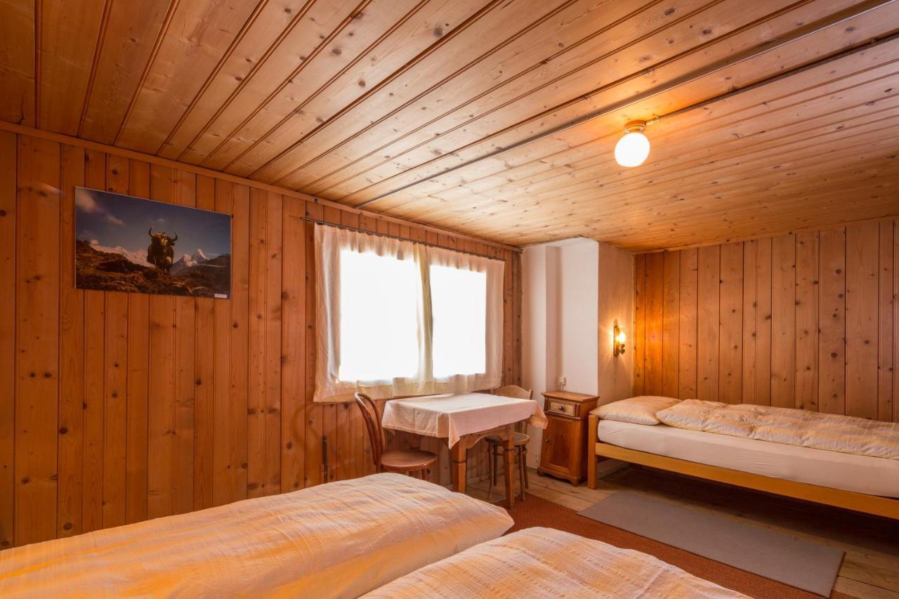 Gasthaus Alpenrose Juf Hotel Exterior foto